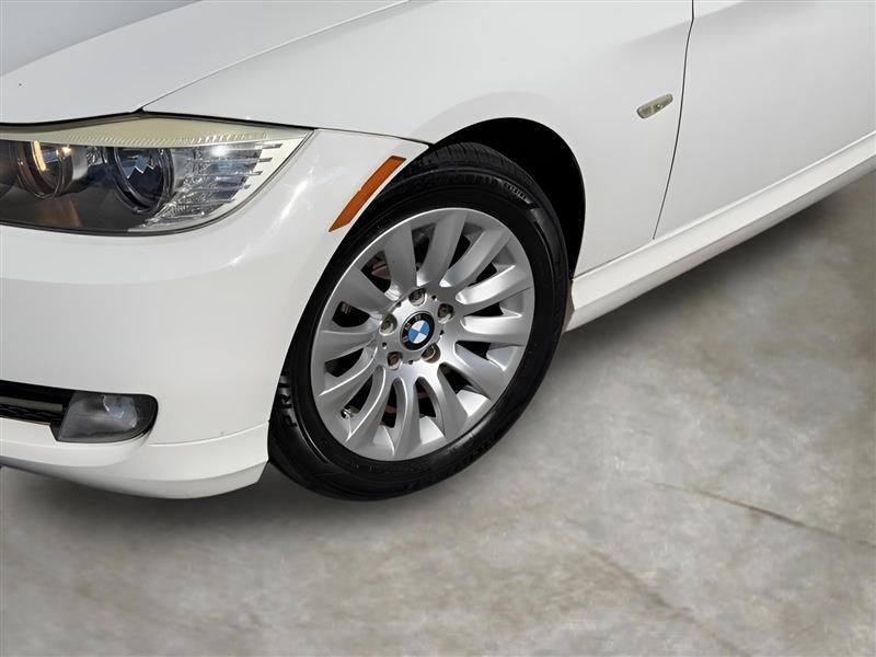 BMW 3-Series 328i 2009