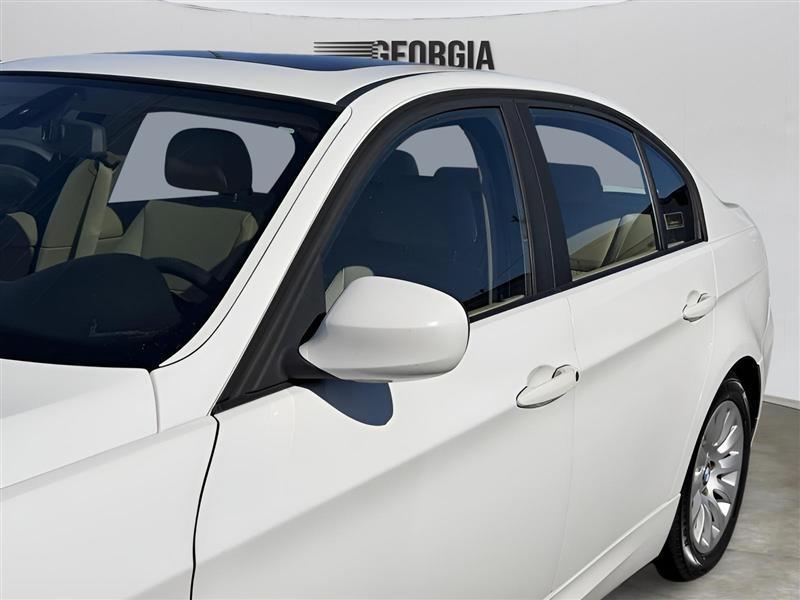 BMW 3-Series 328i 2009