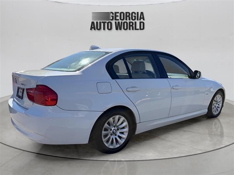 BMW 3-Series 328i 2009