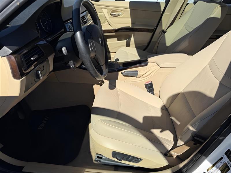 BMW 3-Series 328i 2009