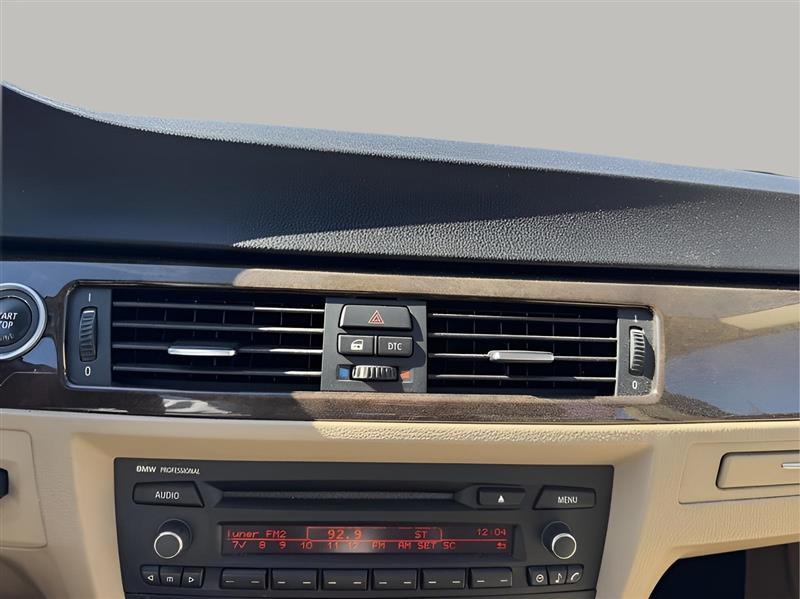 BMW 3-Series 328i 2009