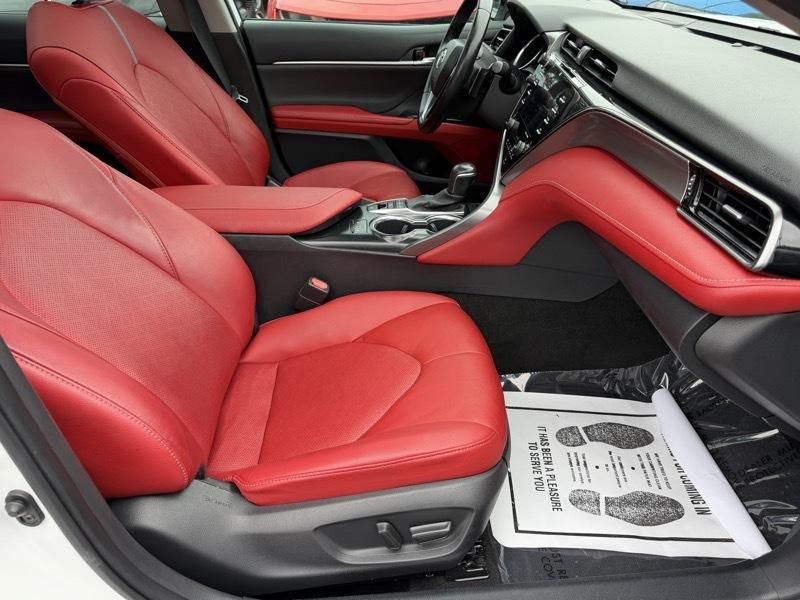 Toyota Camry XSE V6 2020