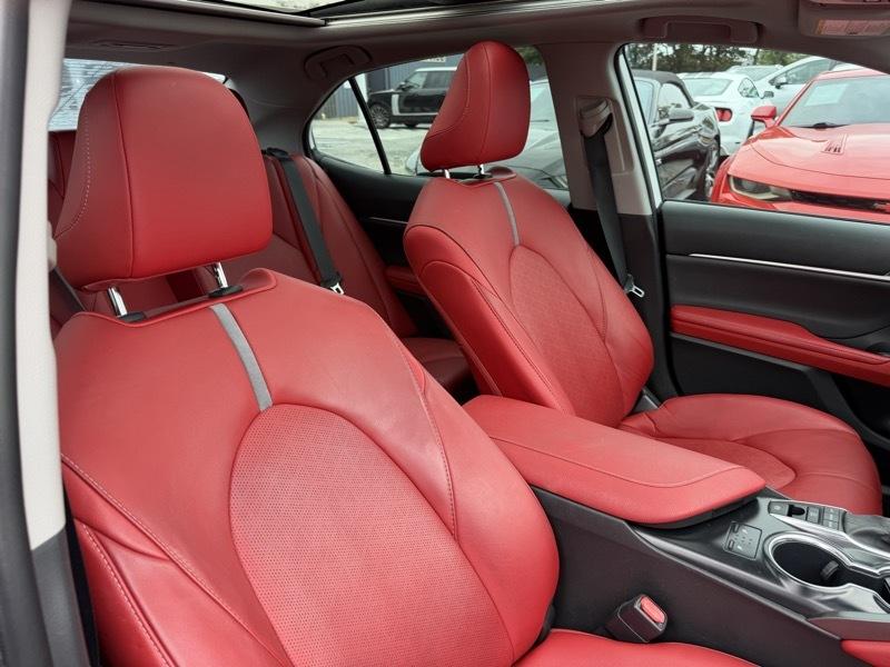 Toyota Camry XSE V6 2020
