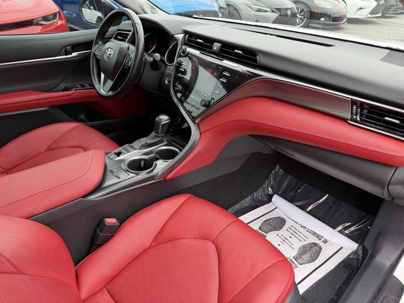 Toyota Camry XSE V6 2020