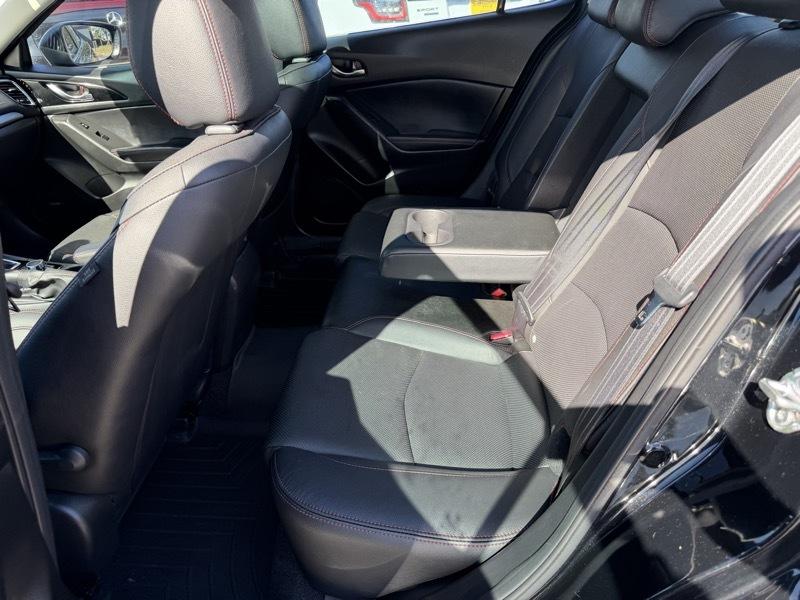 Mazda MAZDA3 4dr Sdn Auto s Grand Touring 2016