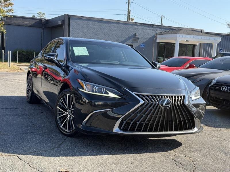 Lexus ES 350 4D Sedan 2023