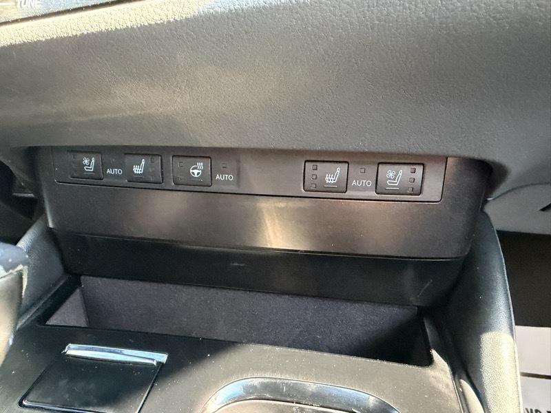 Lexus ES 350 4D Sedan 2023