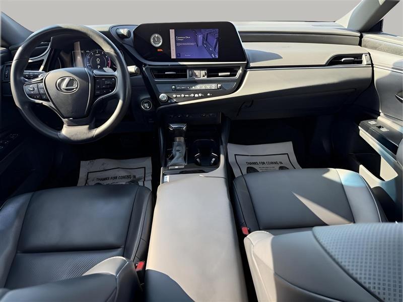 Lexus ES 350 4D Sedan 2023