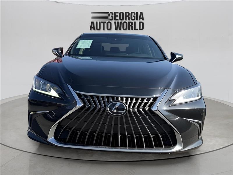 Lexus ES 350 4D Sedan 2023