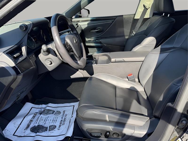 Lexus ES 350 4D Sedan 2023