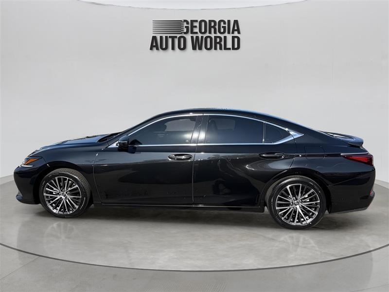 Lexus ES 350 4D Sedan 2023