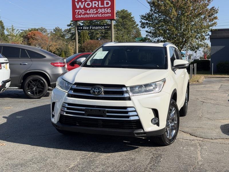 Toyota Highlander Limited AWD V6 2019