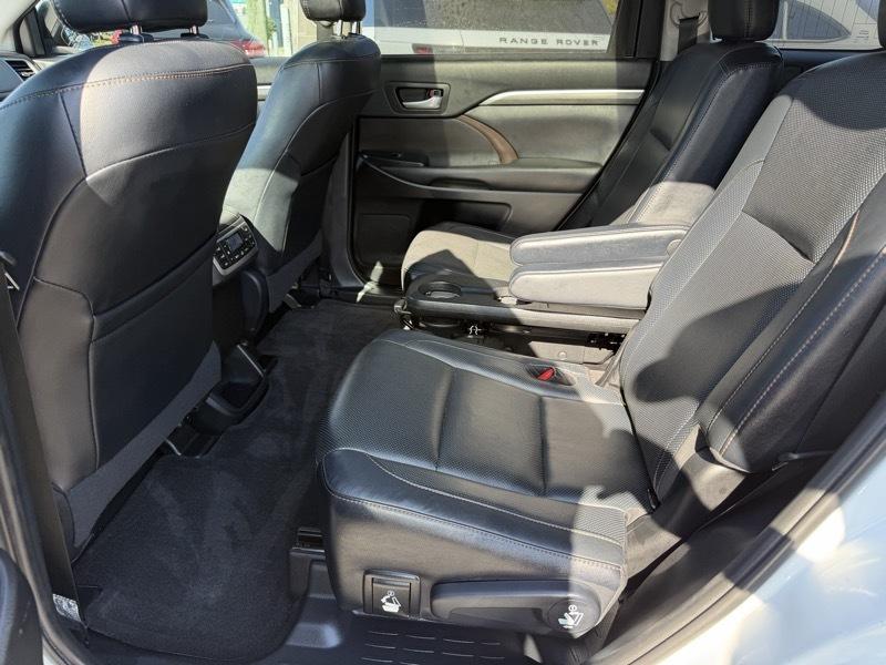 Toyota Highlander Limited AWD V6 2019
