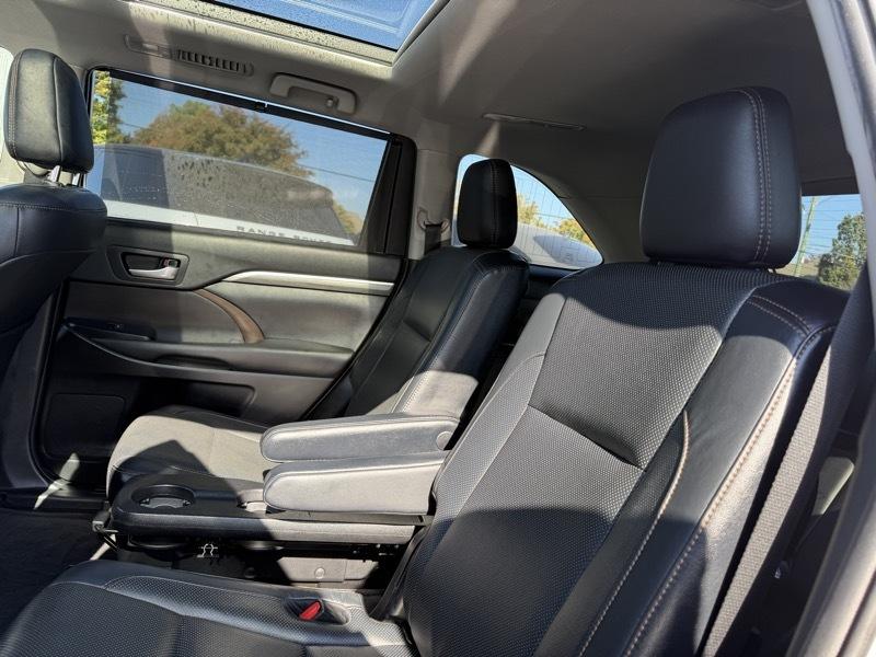 Toyota Highlander Limited AWD V6 2019