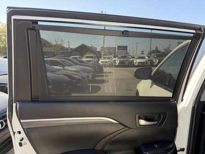 Toyota Highlander Limited AWD V6 2019