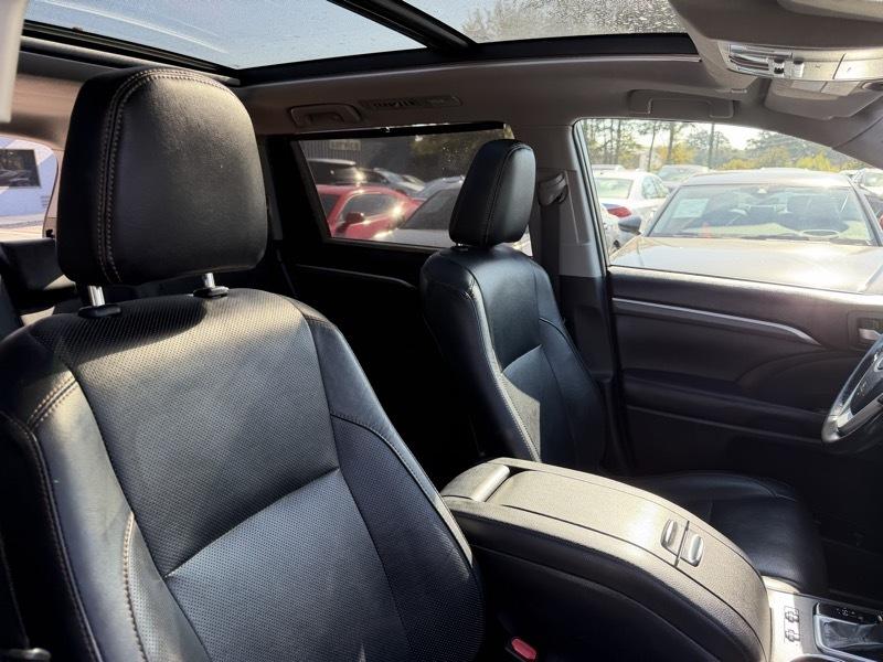 Toyota Highlander Limited AWD V6 2019