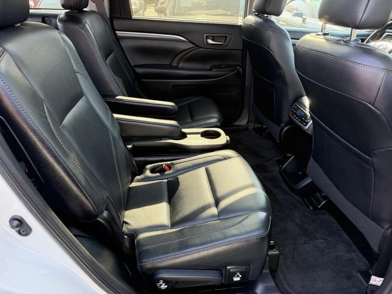 Toyota Highlander Limited AWD V6 2019