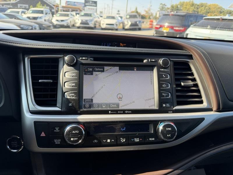 Toyota Highlander Limited AWD V6 2019