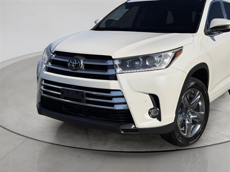 Toyota Highlander Limited AWD V6 2019