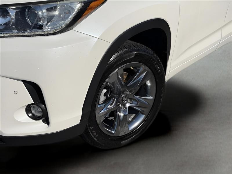 Toyota Highlander Limited AWD V6 2019