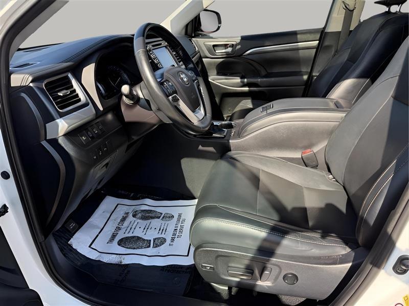 Toyota Highlander Limited AWD V6 2019
