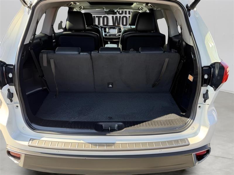 Toyota Highlander Limited AWD V6 2019