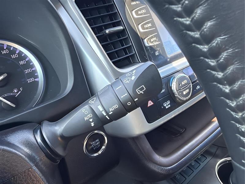 Toyota Highlander Limited AWD V6 2019