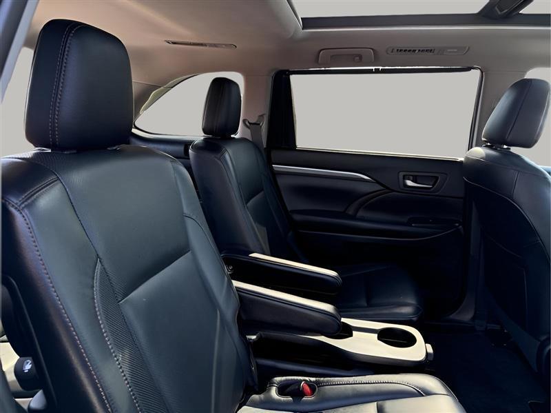 Toyota Highlander Limited AWD V6 2019