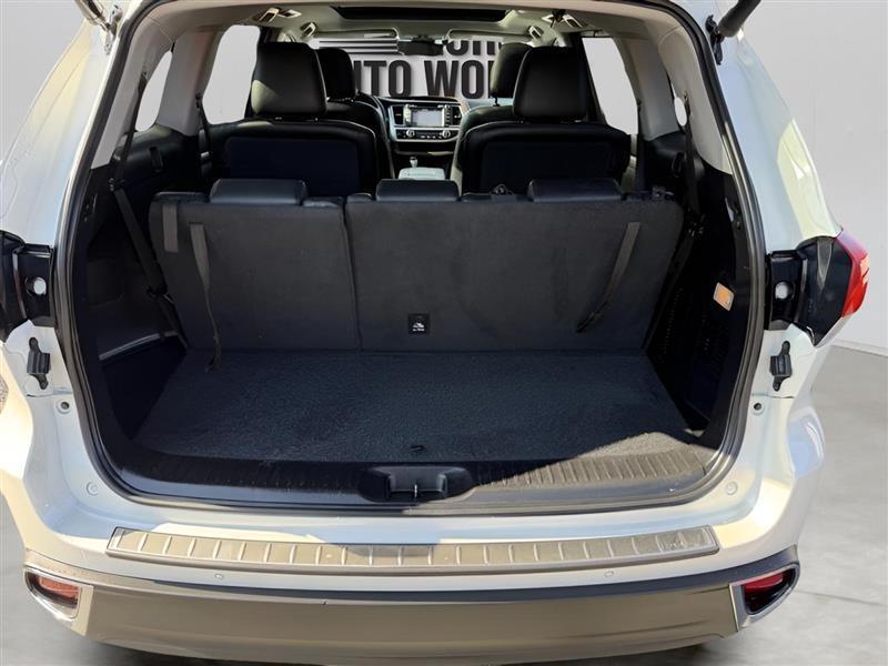Toyota Highlander Limited AWD V6 2019