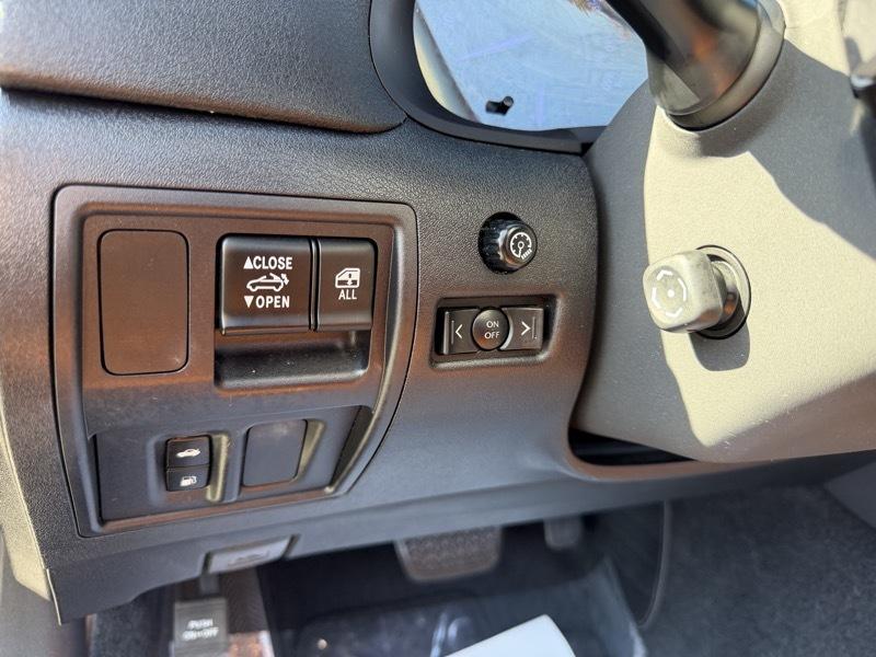 Lexus IS C 350 2011