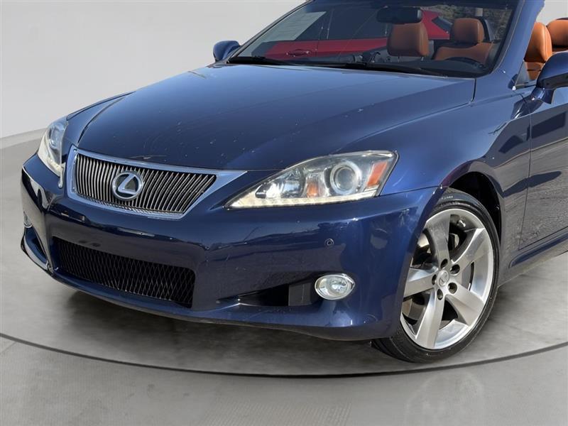 Lexus IS C 350 2011