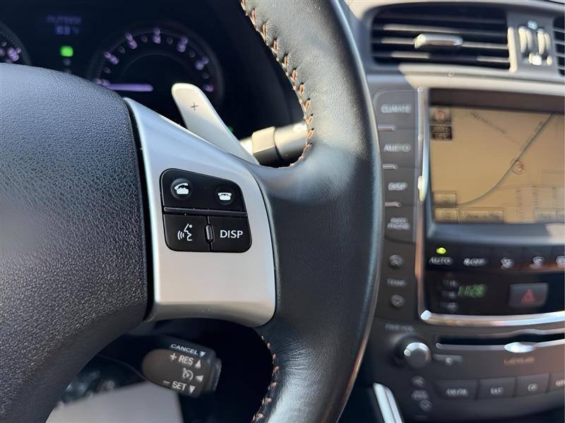 Lexus IS C 350 2011