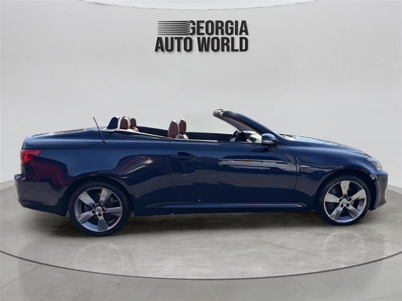 Lexus IS C 350 2011