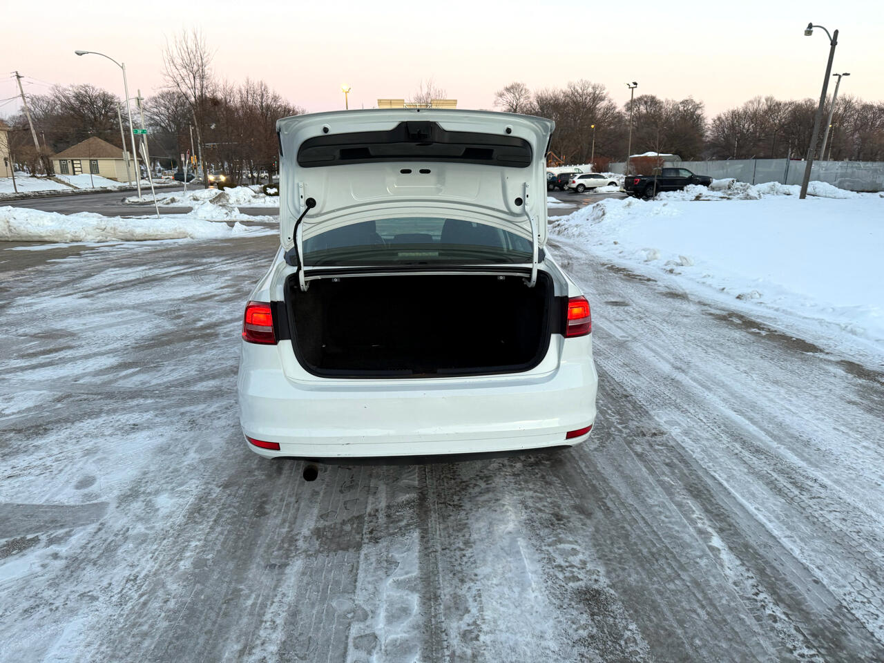 Volkswagen Jetta SE 6A 2015