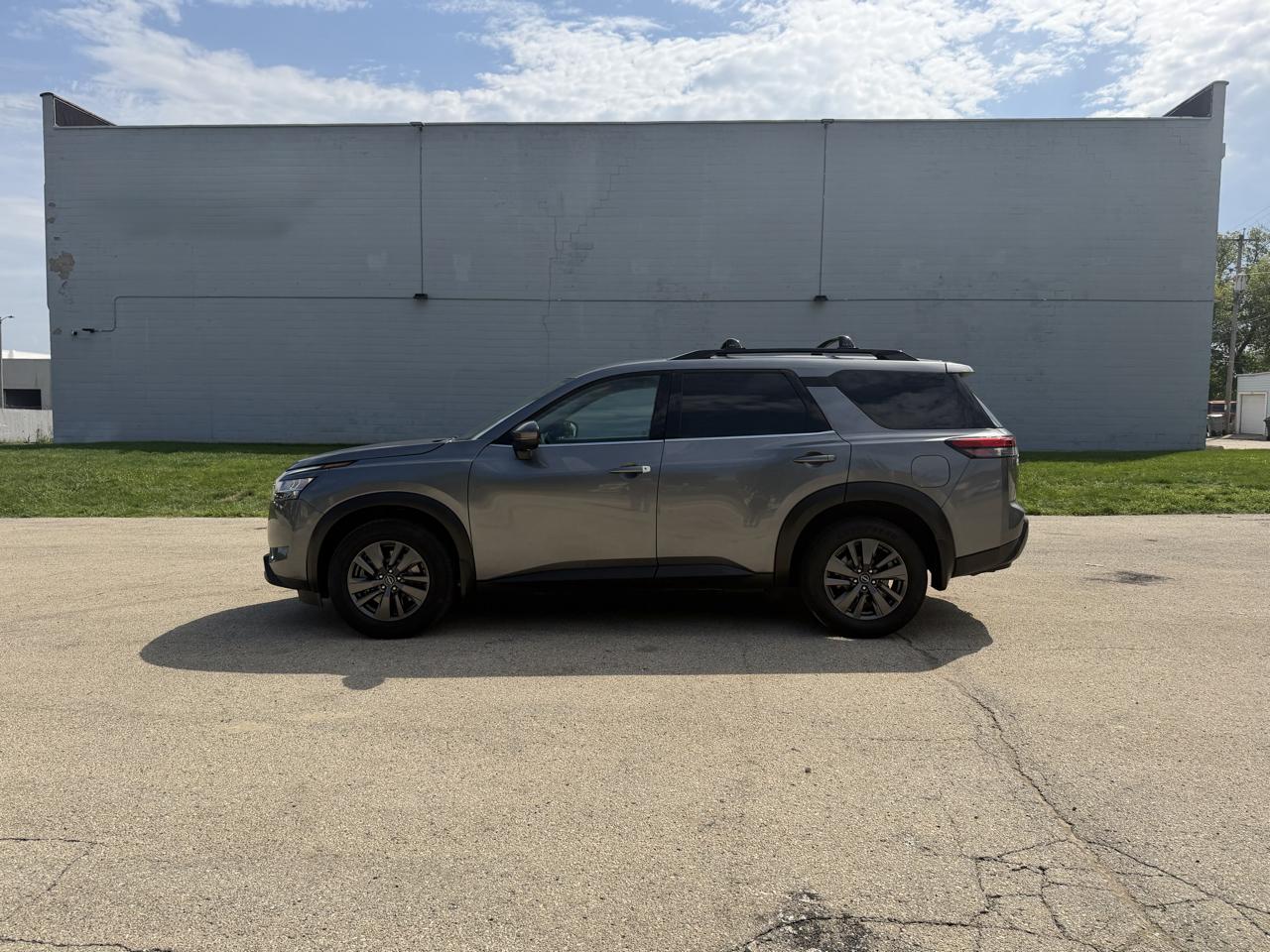 Nissan Pathfinder SV 4WD 2022