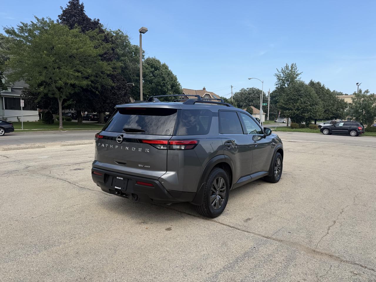 Nissan Pathfinder SV 4WD 2022