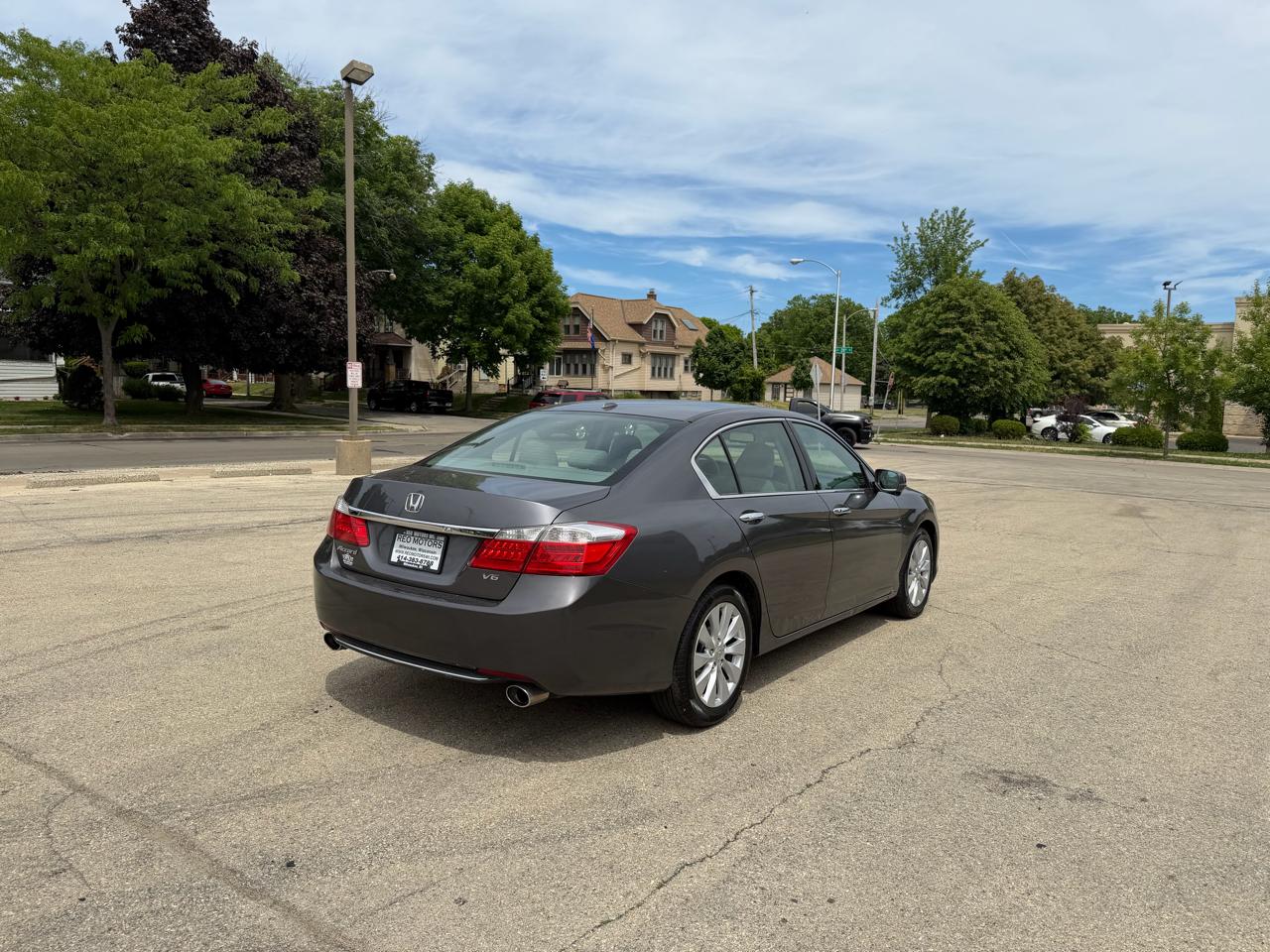 Honda Accord EX-L V6 Sedan AT 2013