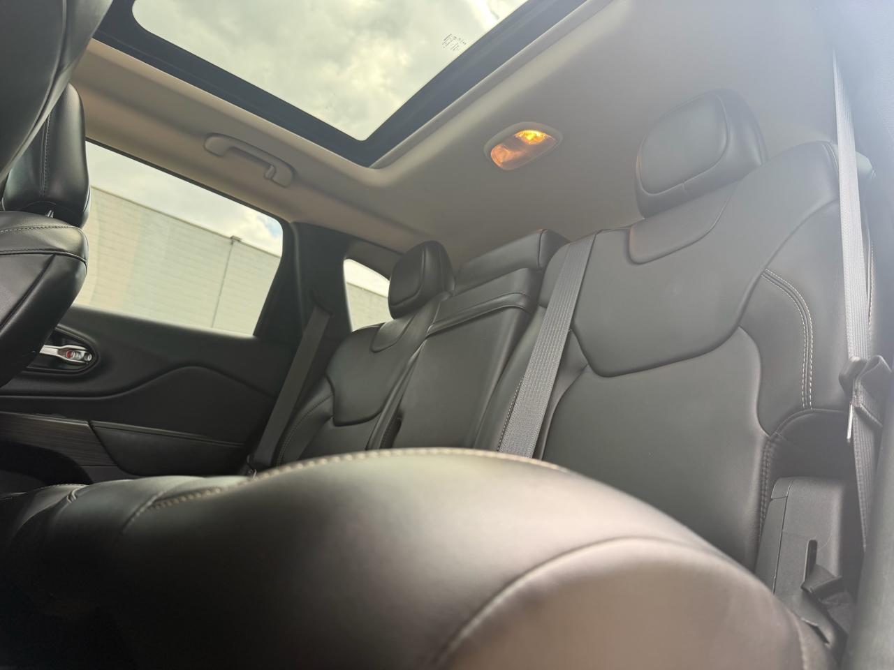 Jeep Cherokee Limited 4WD 2015