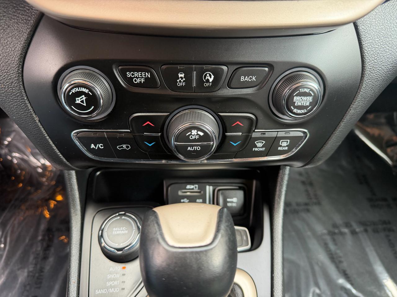 Jeep Cherokee Limited 4WD 2015