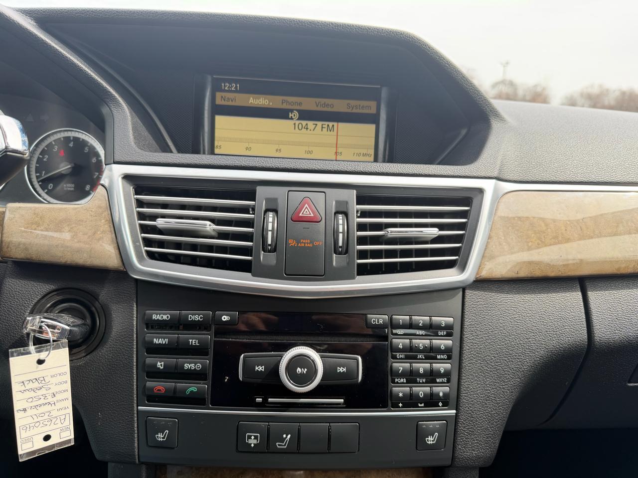 Mercedes-Benz E-Class E350 Sedan 4MATIC 2011