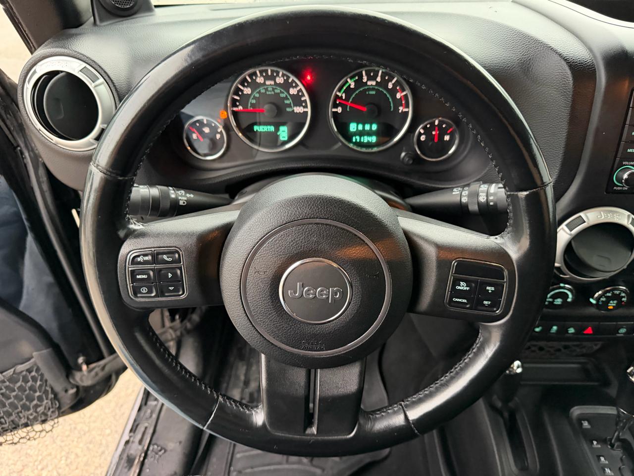 Jeep Wrangler Unlimited Rubicon 4WD 2011