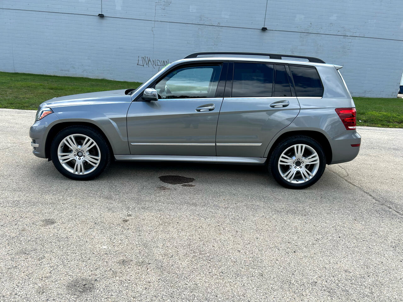 2015 Mercedes Benz GLK 350 4MATIC photo 2