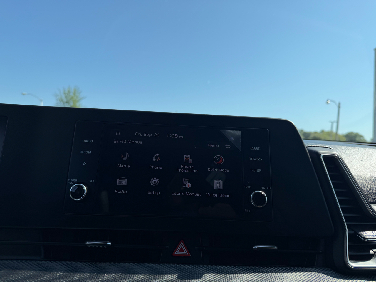 2023 Kia Sportage LX photo 4