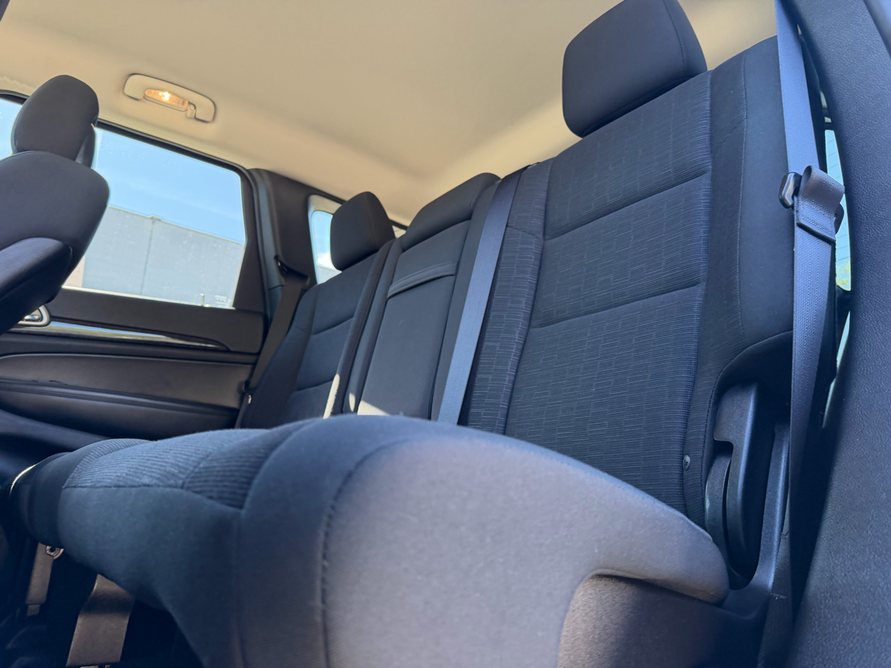 2012 Jeep Grand Cherokee Laredo photo 6