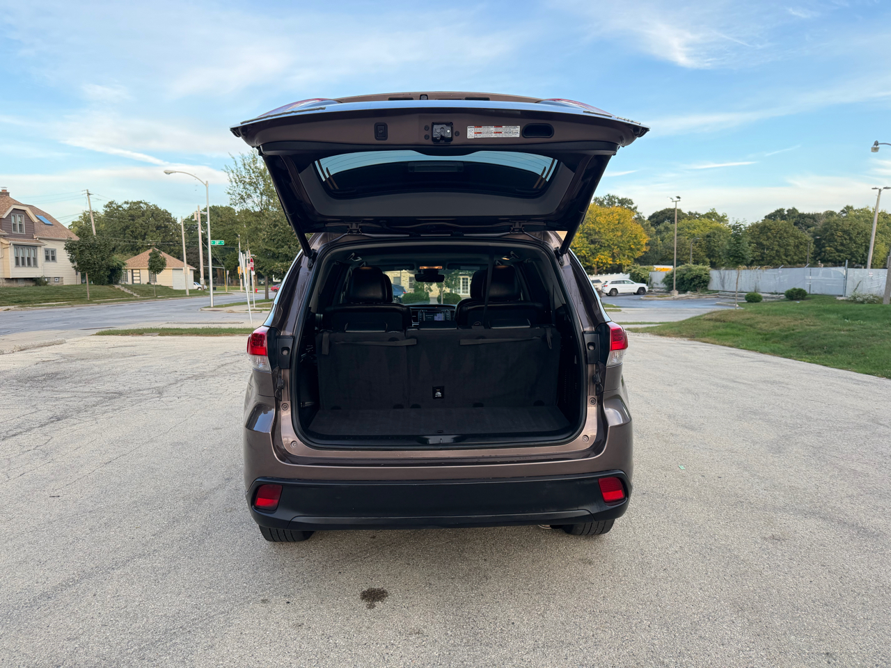 2019 Toyota Highlander XLE photo 3