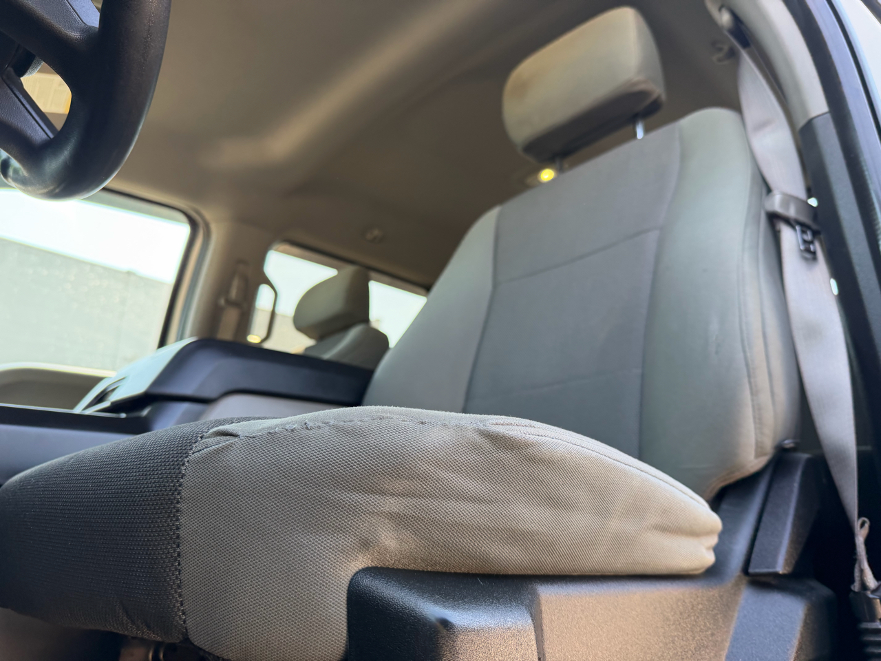2015 Ford F-150 XL photo 9