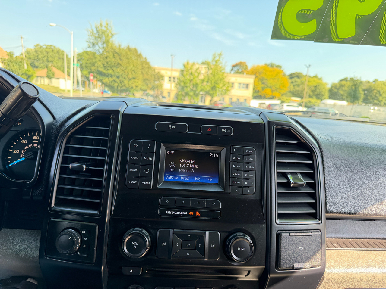 Ford F-150 XL SuperCrew 5.5-ft. Bed 4WD 2015