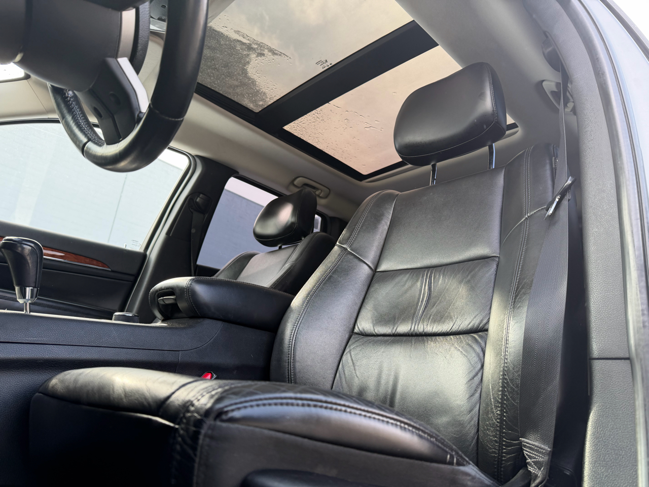 Jeep Grand Cherokee Limited 4WD 2011