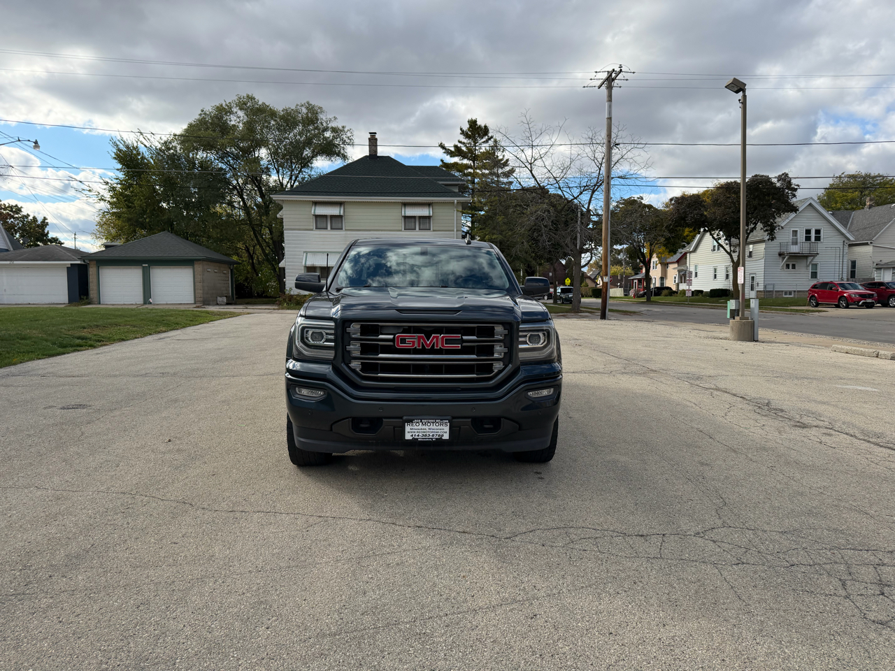 GMC Sierra 1500 SLT Crew Cab Long Box 4WD 2017 GMC Sierra 1500 SLT Crew Cab Long Box 4WD 2017