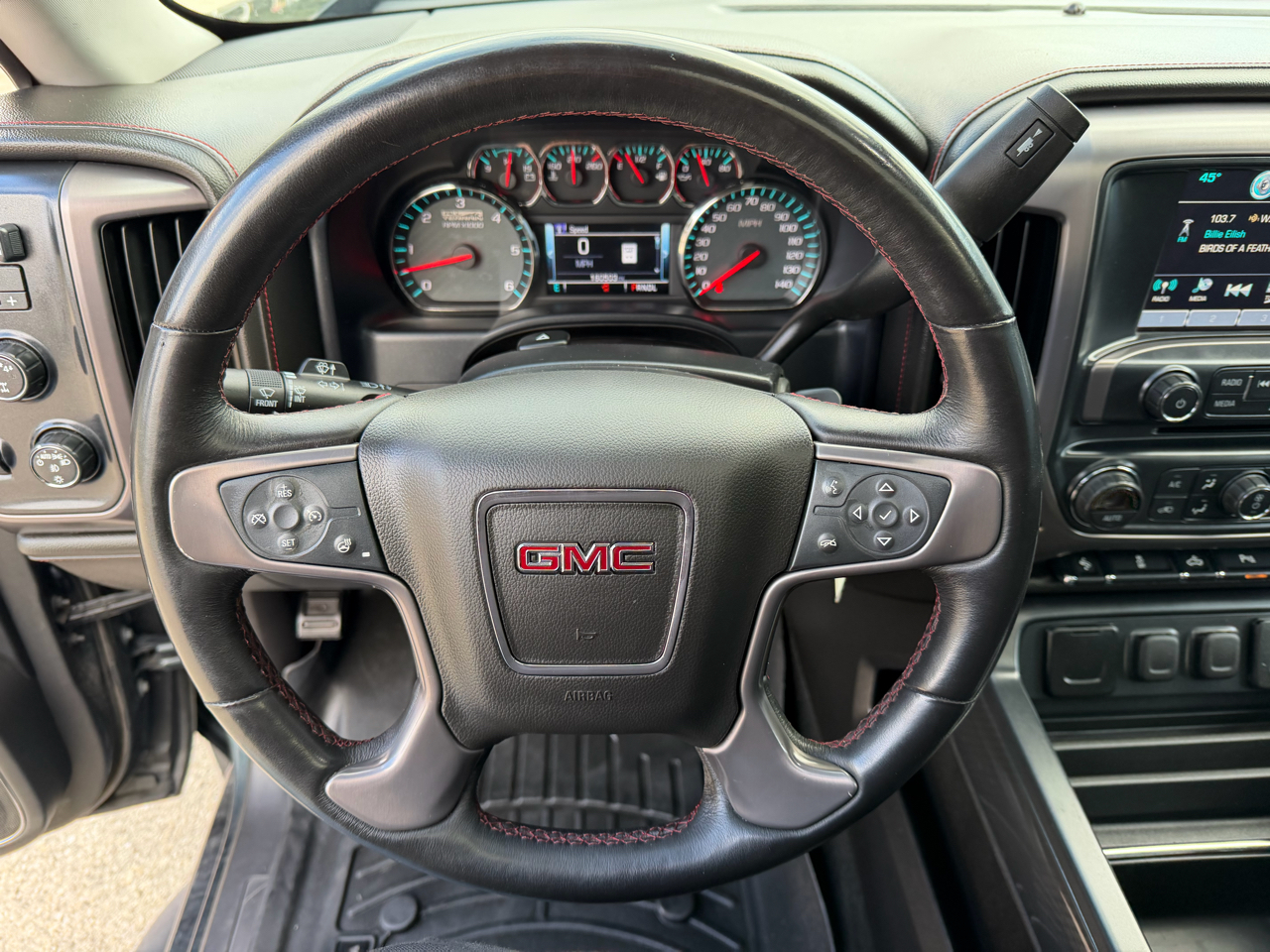 GMC Sierra 1500 SLT Crew Cab Long Box 4WD 2017 GMC Sierra 1500 SLT Crew Cab Long Box 4WD 2017